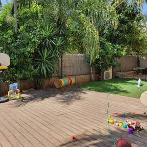 למכירה, דירת גן ענקית ומשופצת, הרצליה הירוקה